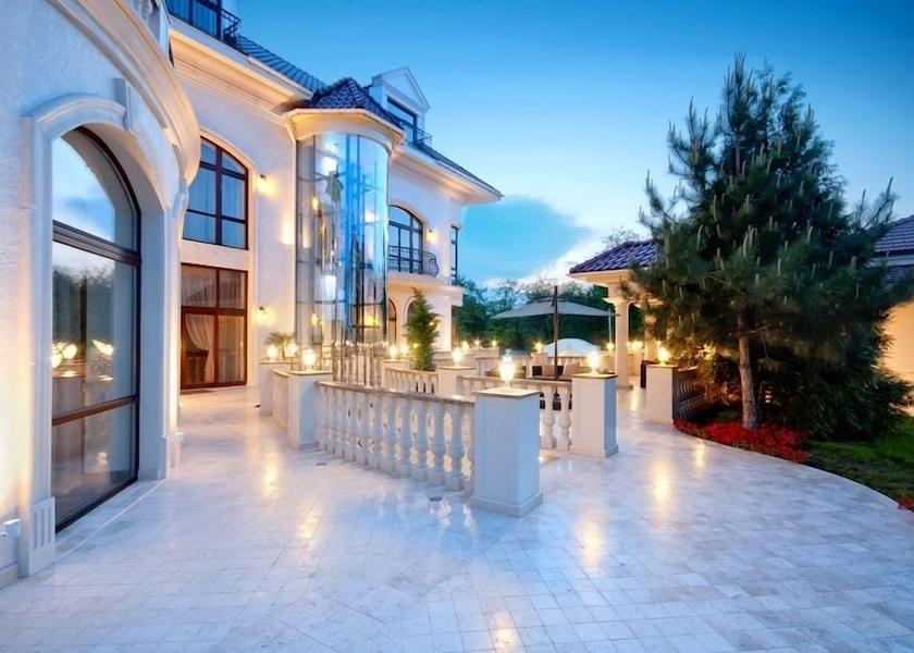 Missouri Odessa Property Grounds