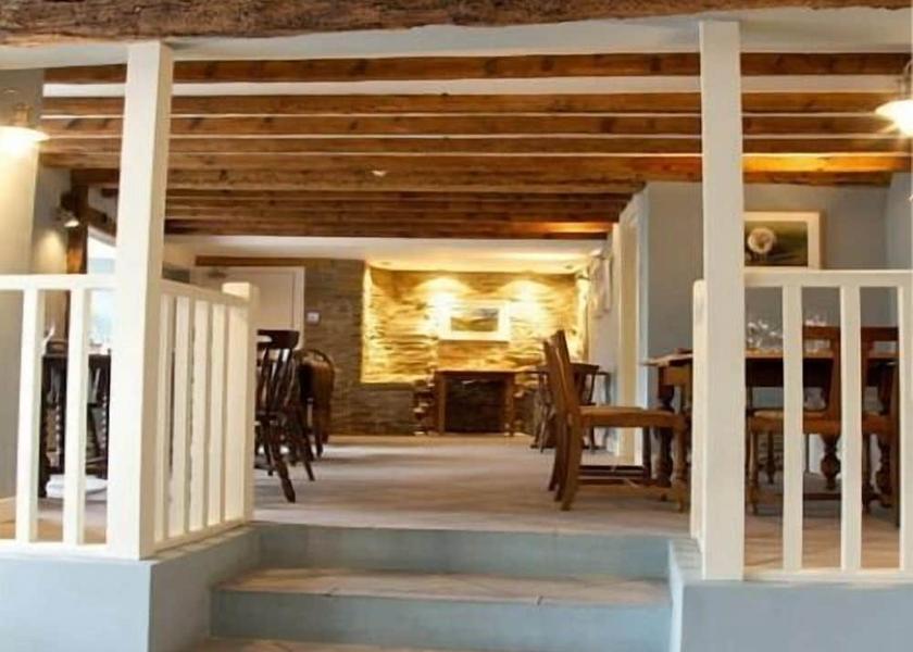 England Ivybridge Lounge