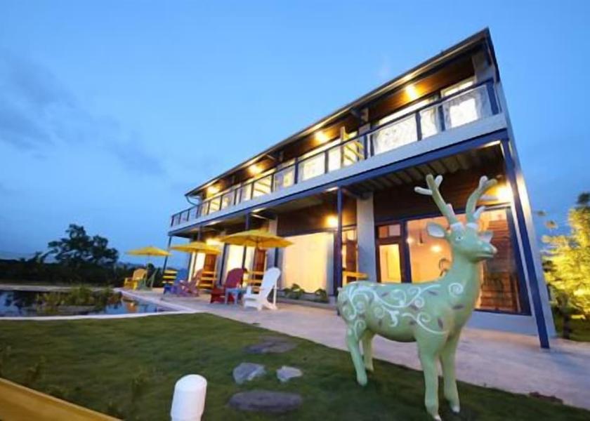 Yilan County Dongshan Facade