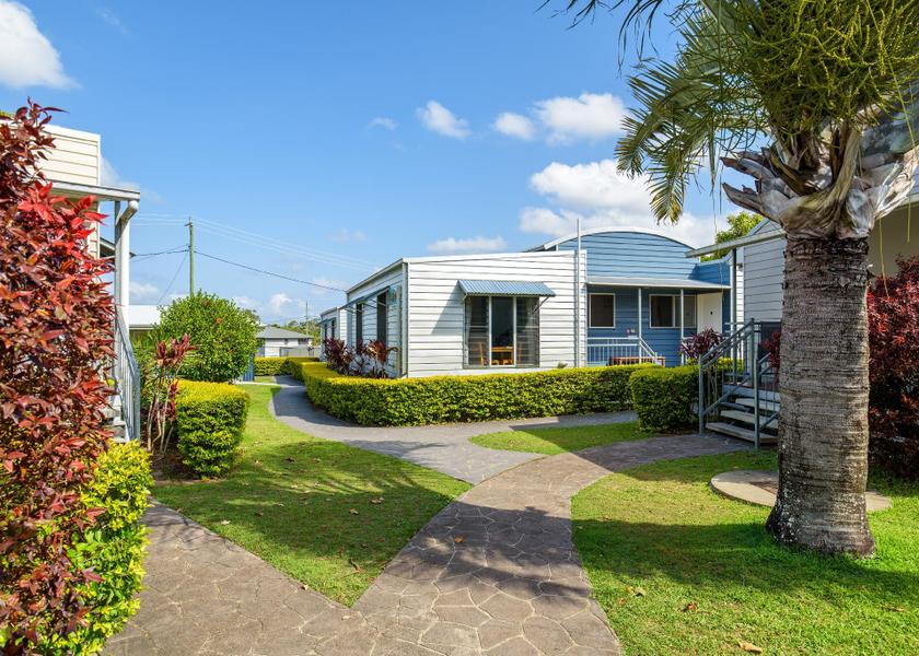Queensland Tin Can Bay Hotel Exterior