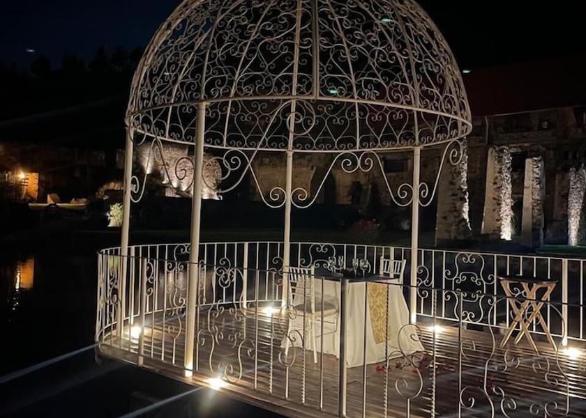 Hidalgo San Miguel Regla Couples dining