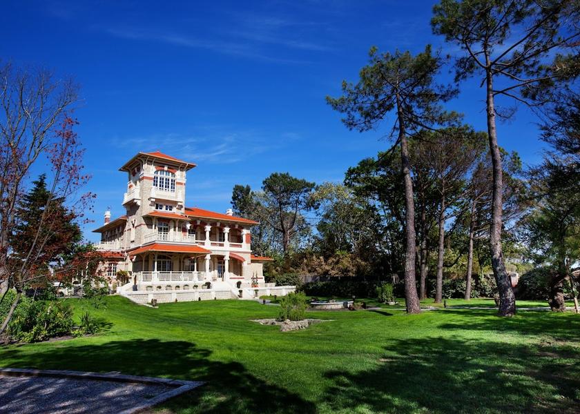 Nouvelle-Aquitaine Lanton Property Grounds