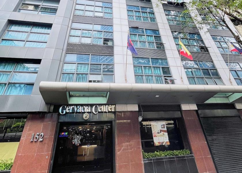  Makati Exterior
