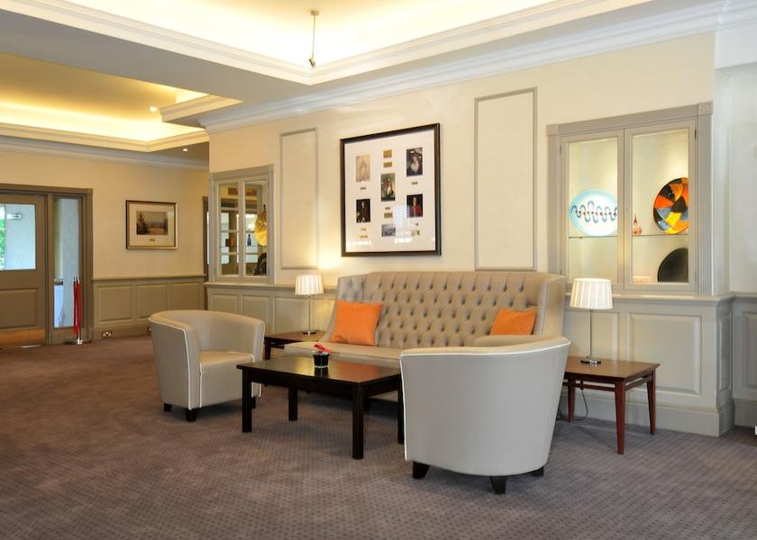 England Bromley Lobby