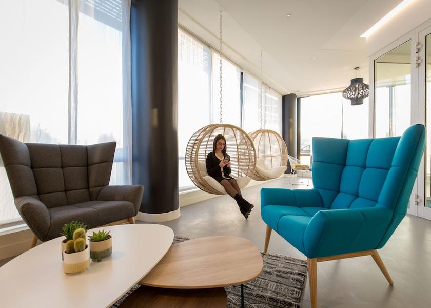 Auvergne-Rhone-Alpes Vienne Lobby