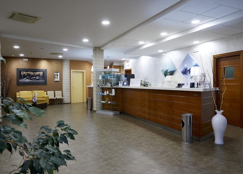 Marche Camerano Reception