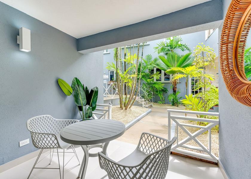  Holetown Terrace