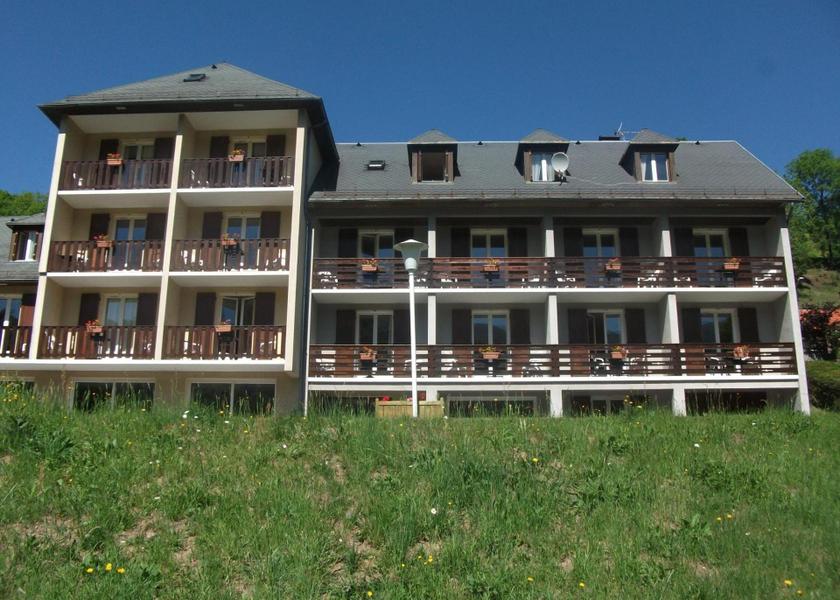 Auvergne-Rhone-Alpes Saint-Jacques-des-Blats exterior view