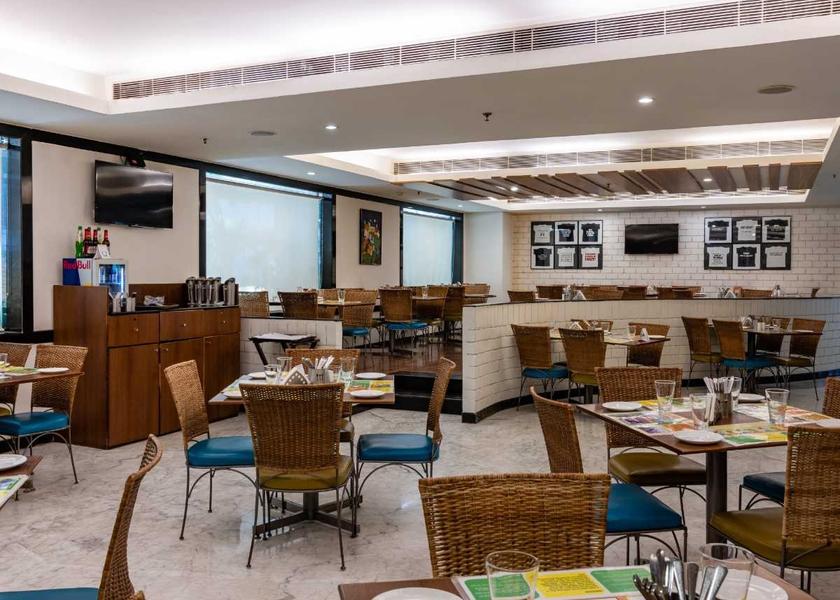 Madhya Pradesh Indore Food & Dining