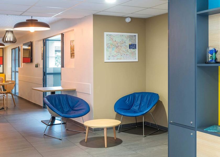 Pays de la Loire Verrières-en-Anjou Lobby