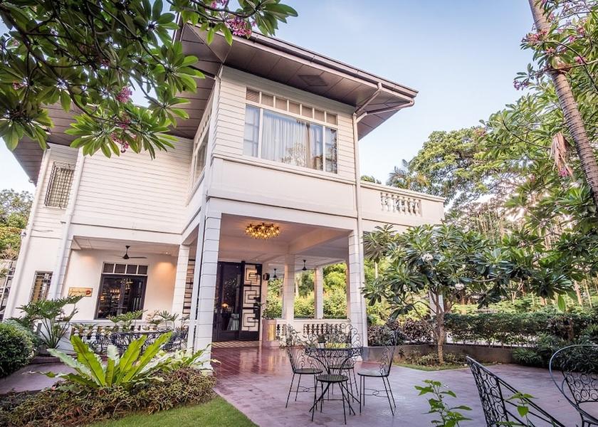  Pasay Terrace/patio