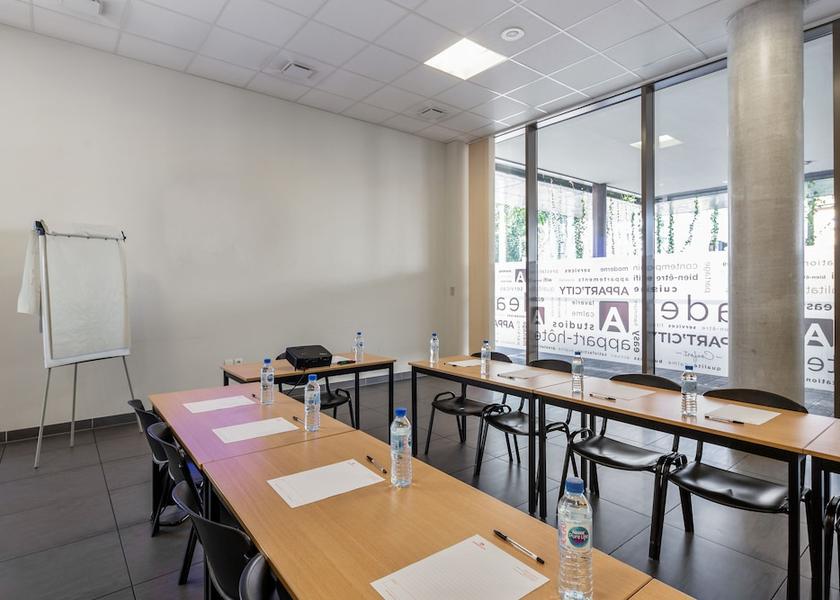 Grand Est Mulhouse Meeting Room