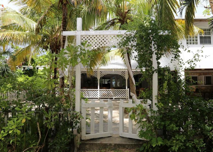 North Eleuthera Dunmore Town Business Centre