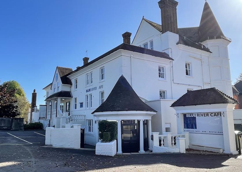 England Maidenhead Exterior Detail