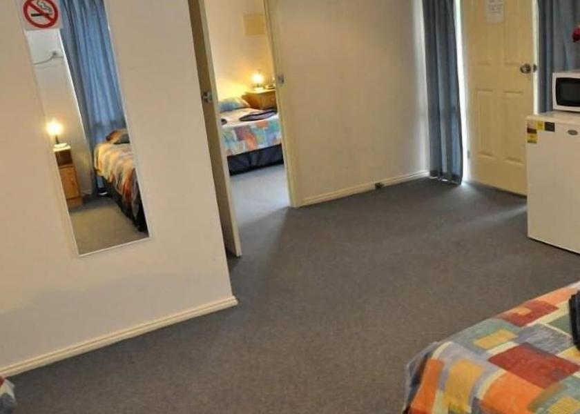 Victoria Melbourne Room