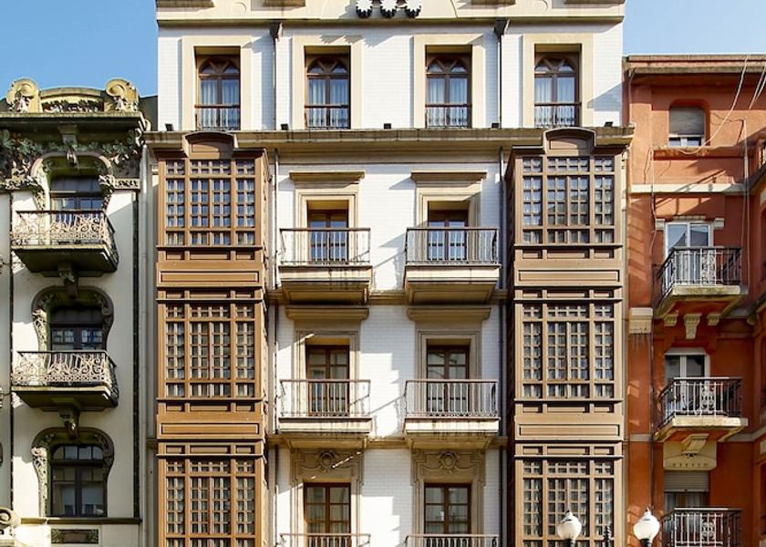 Asturias Gijon Front of property