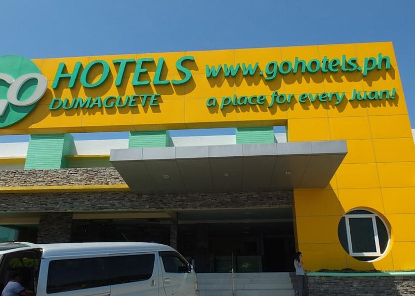 Central Visayas Dumaguete Front of property