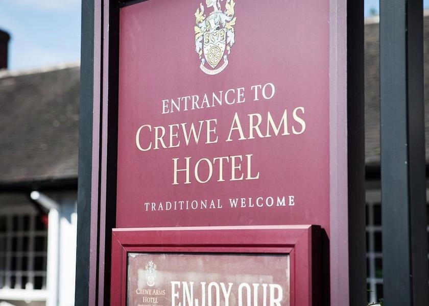 England Crewe Exterior Detail