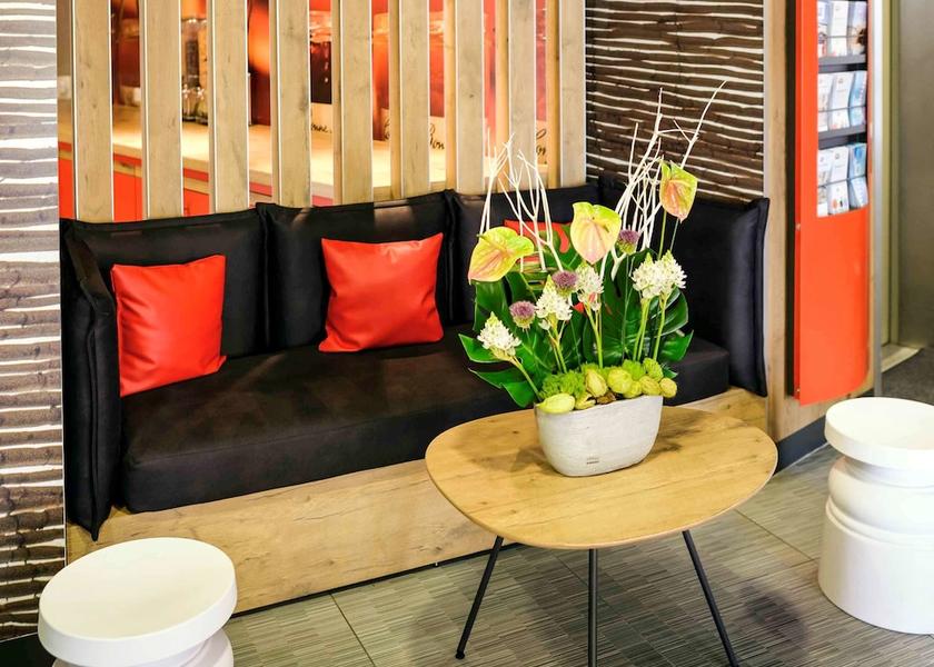 Provence - Alpes - Cote d'Azur Avignon Lobby