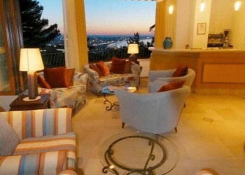 Marche Gabicce Mare Lobby