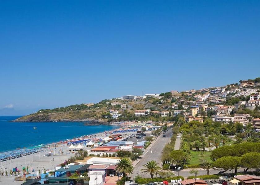 Calabria Grisolia Exterior