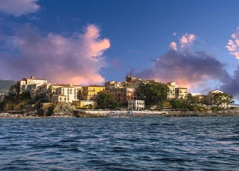 Calabria Grisolia Exterior