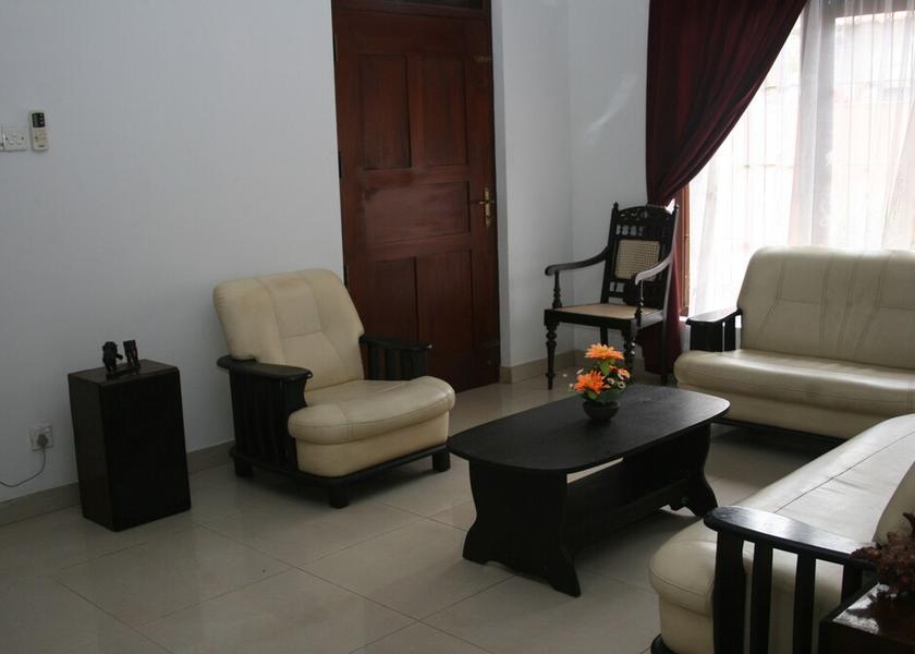 Gampaha District Ja-Ela Lobby