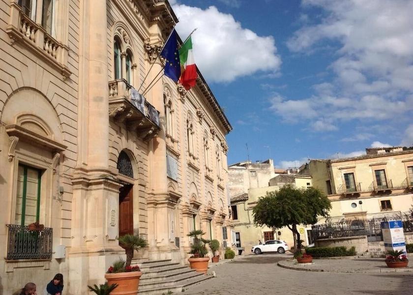 Sicily Scicli Exterior Detail
