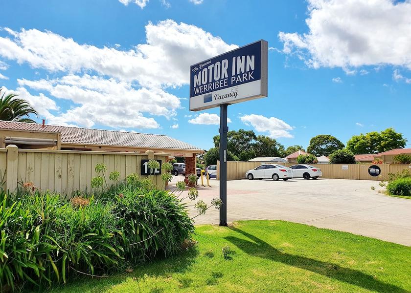 Victoria Werribee Parking