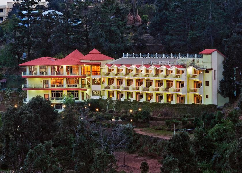 Uttarakhand Kausani Hotel Exterior