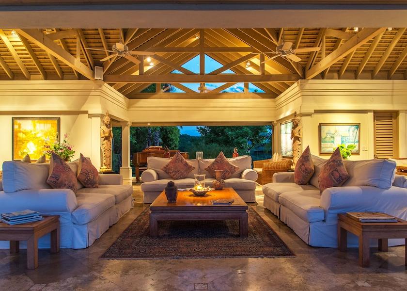 Saint James Montego Bay Lobby