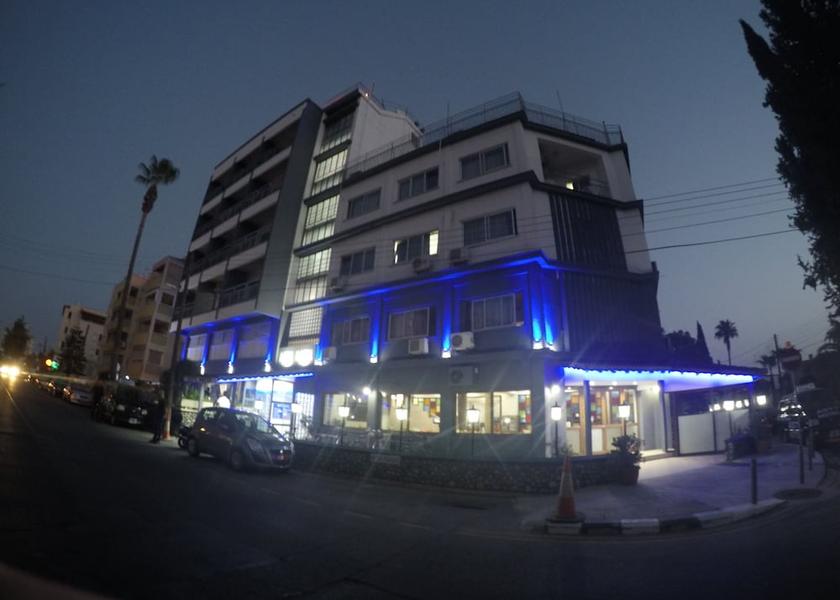 Larnaca District Ayios Dhometios Facade