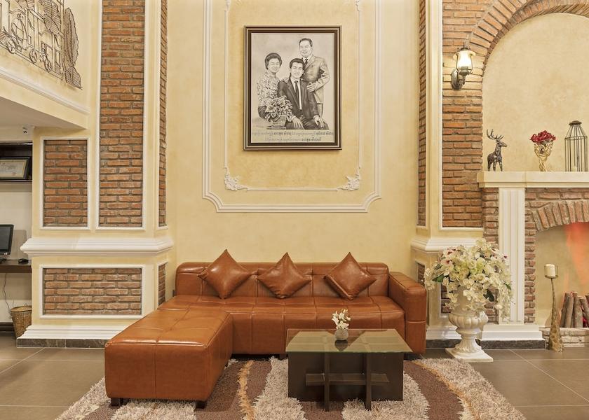  Phnom Penh Lobby sitting area