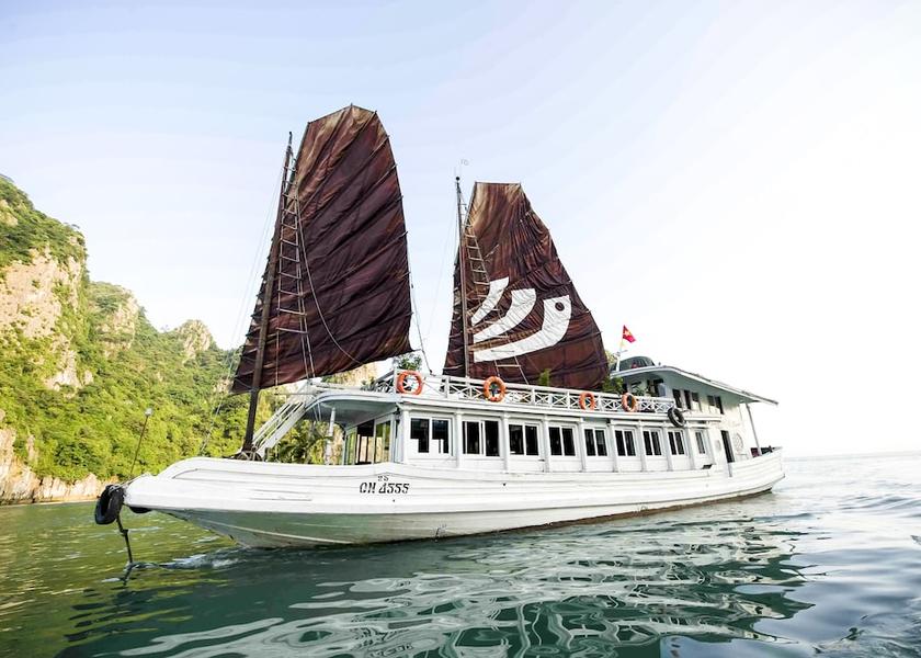 Quang Ninh Province Ha Long Exterior Detail