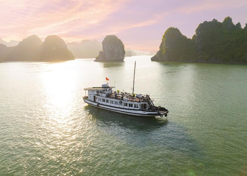 Quang Ninh Province Ha Long Facade