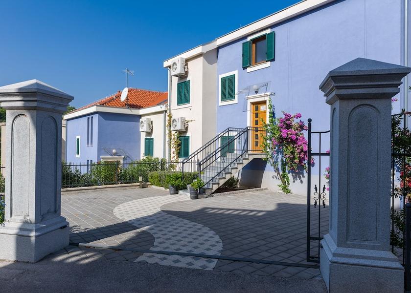 Split-Dalmatia Split Exterior Detail