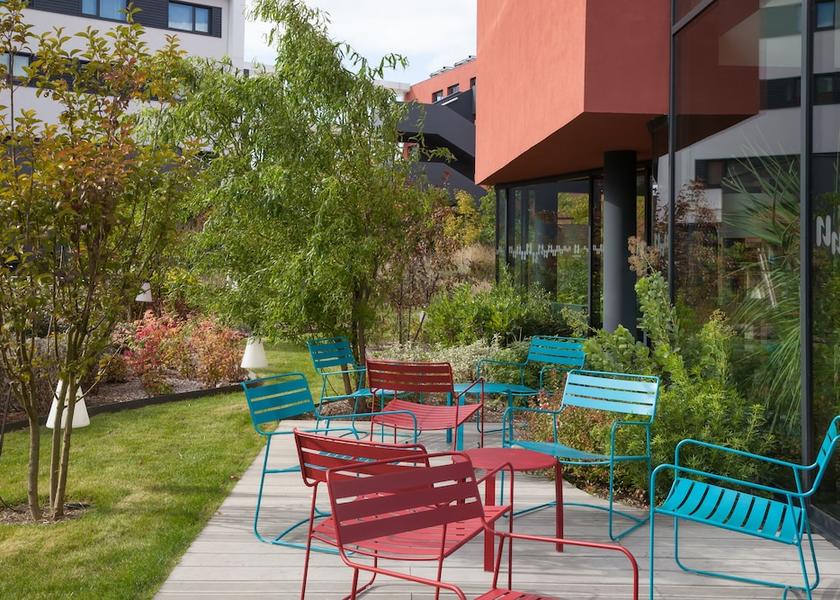 Île-de-France Le Mesnil-Amelot Terrace/patio