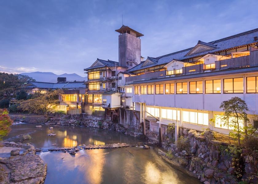 Saga (prefecture) Ureshino Exterior Detail