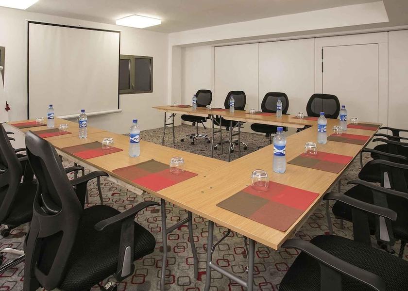 Lagos Lagos Meeting facility