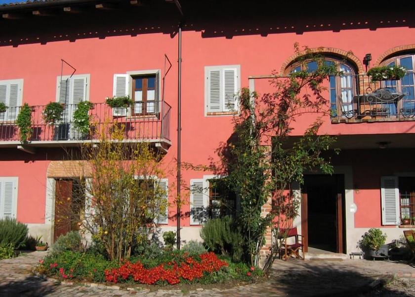 Piedmont Barolo Garden