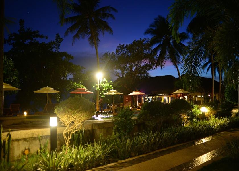 Bicol Donsol Front of property - evening/night
