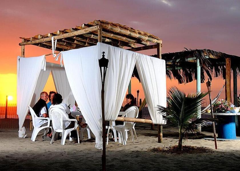 Tumbes (region) Bocapan Beach