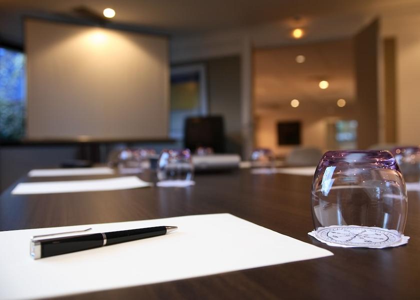 Ile-de-France Saint-Cloud Sports facility