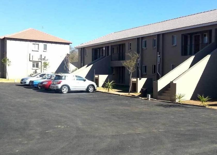 Gauteng Kempton Park Parking