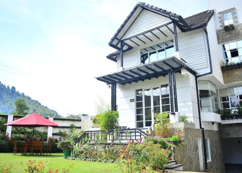 Central Province Nuwara Eliya Front of property
