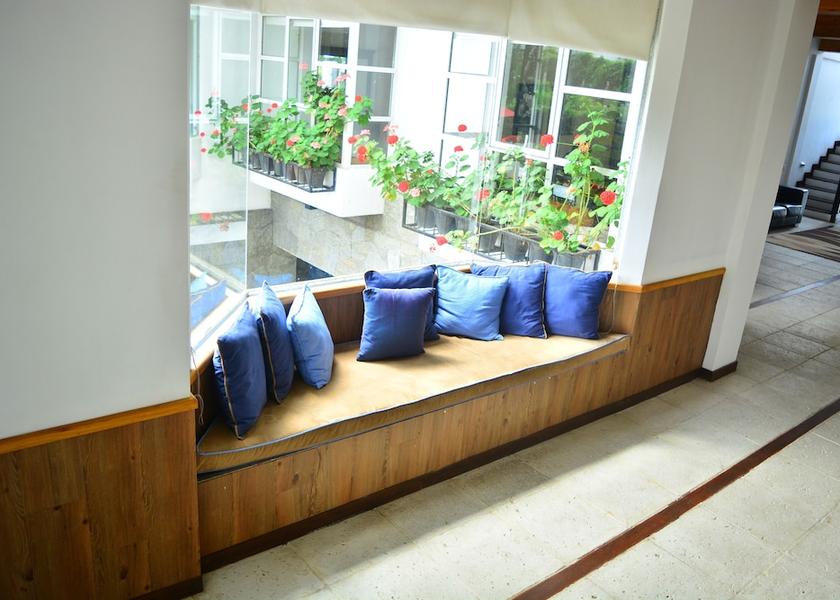 Central Province Nuwara Eliya Lobby sitting area