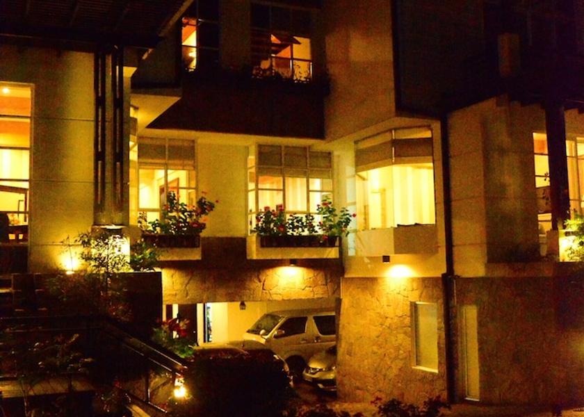 Nuwara Eliya District Nuwara Eliya Facade