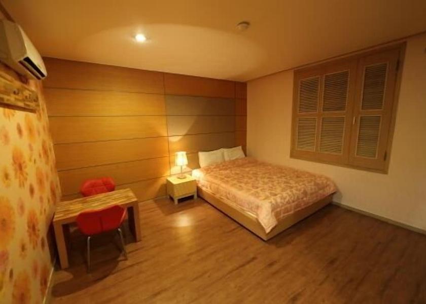 South Chungcheong Cheonan Room