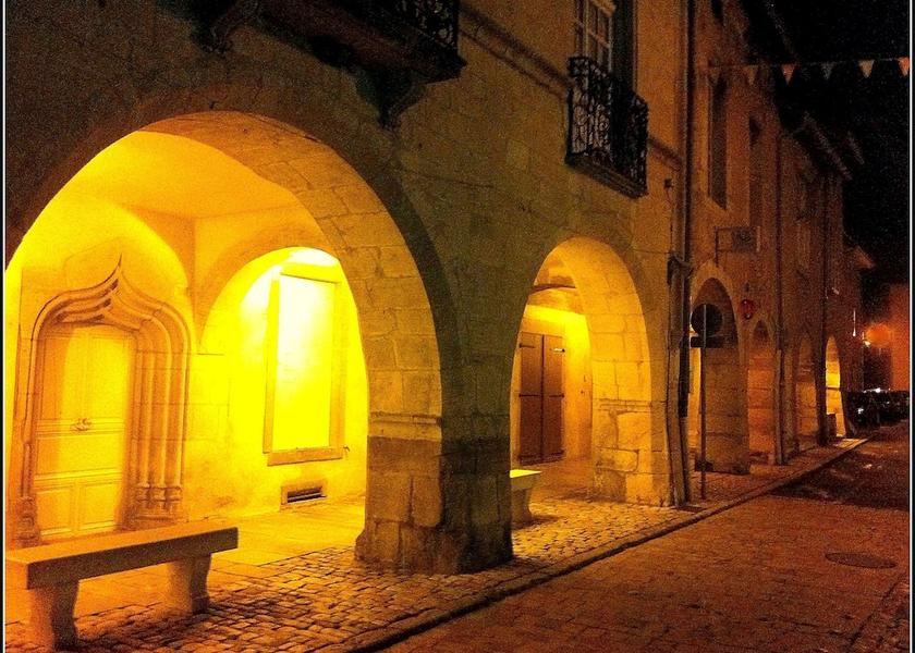 Bourgogne-Franche-Comte Cuiseaux Exterior Detail