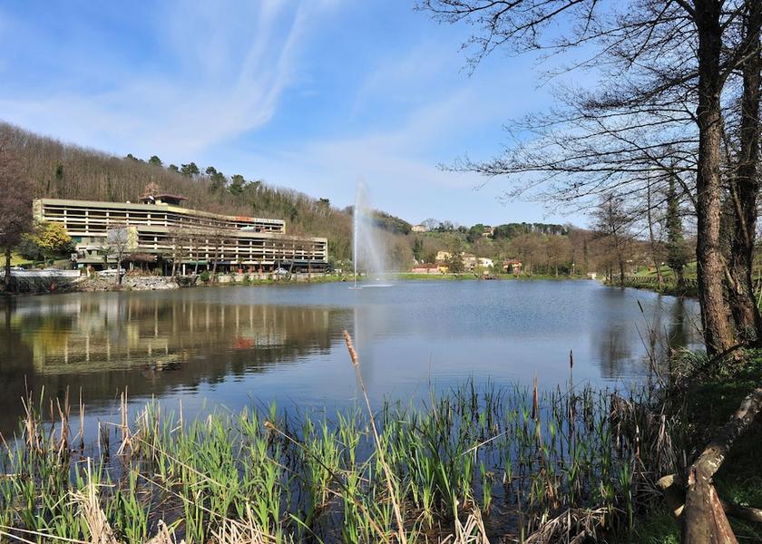 Tuscany Serravalle Pistoiese Lake